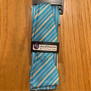 Prom - Mark of Distinction Bow tie with matching pocket square